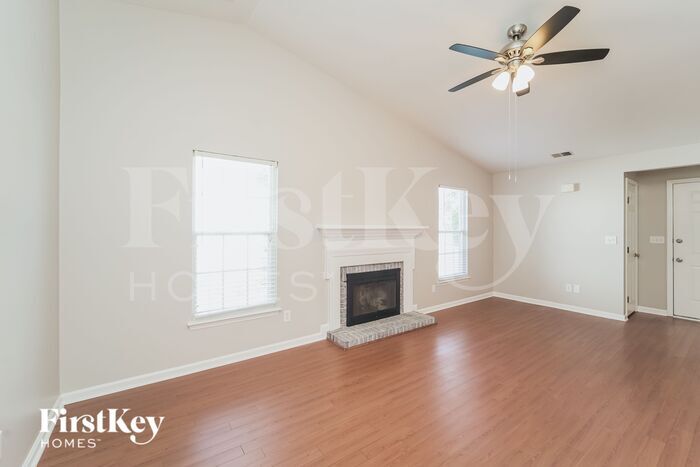 Building Photo - 3509 Thornbrook Pl