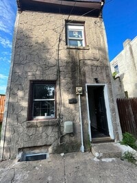 Building Photo - Casa para rentar muy bonita / House for re...
