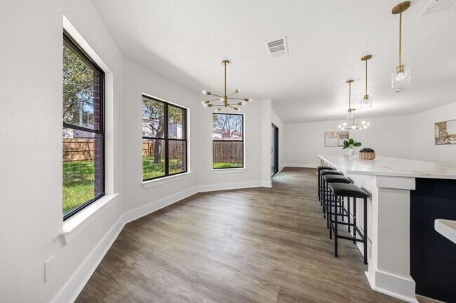 Building Photo - Stunning 3/BR, 2/BA Modern Rental Home – A...