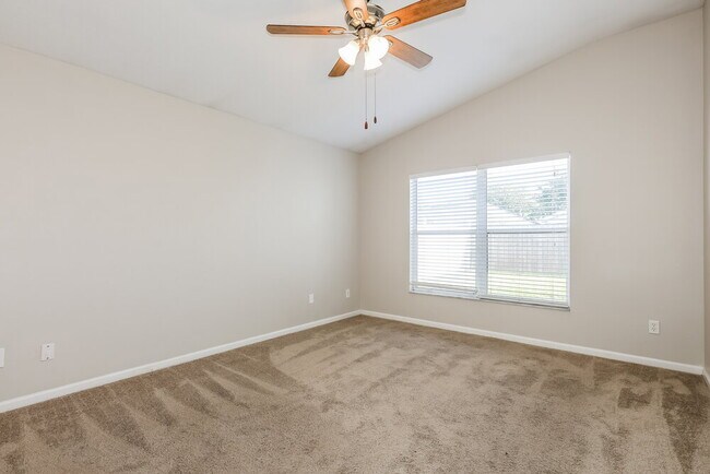 Building Photo - 12408 Tree Pointe Ct