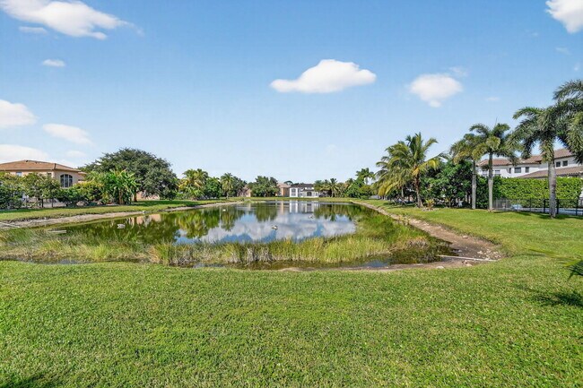 Building Photo - 9167 Oak Alley Dr