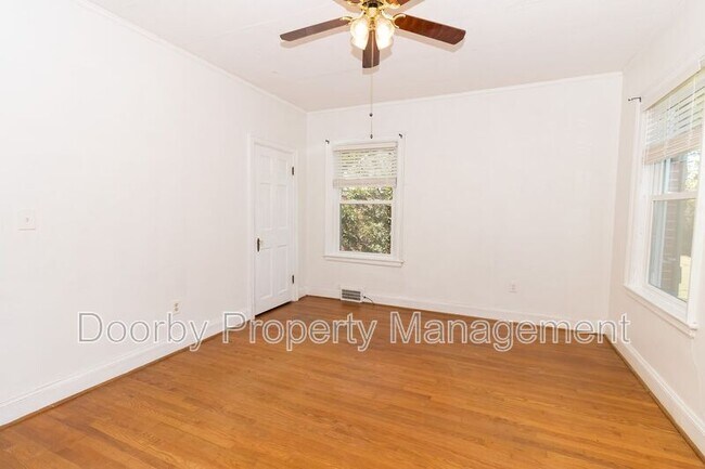 Building Photo - 408 Frazier Dr