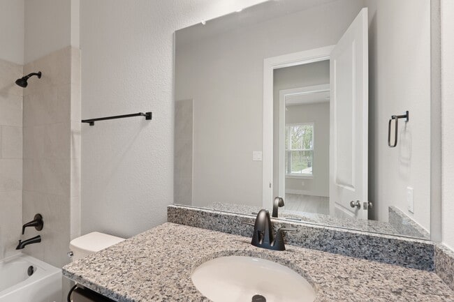 Building Photo - 10719 River Walk Dr