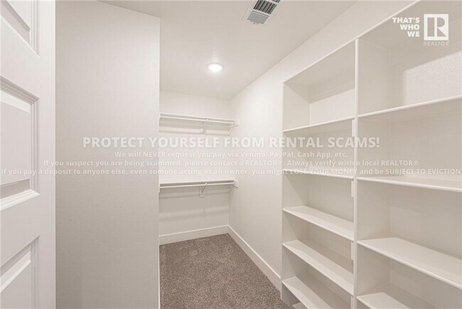 Building Photo - 44 Watson Ln