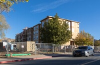 Building Photo - Ivory University House