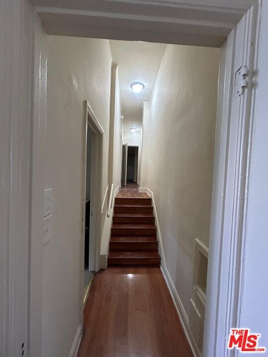 Building Photo - 624 S Berendo St