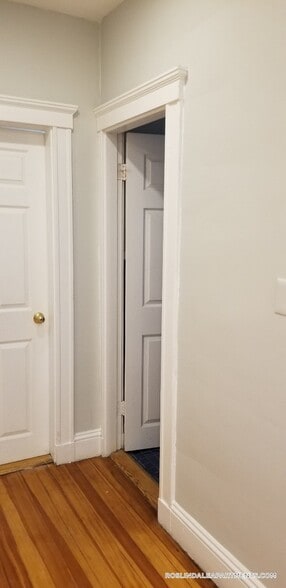 Building Photo - 3961 Washington St