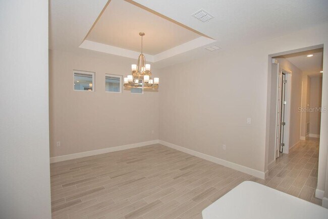 Building Photo - 4605 Rosatti Rd