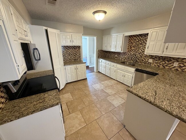 Building Photo - Location....Location....Location....