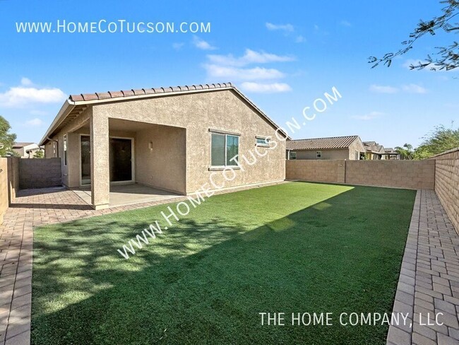 Building Photo - 7140 S Via Gaucho Viejo