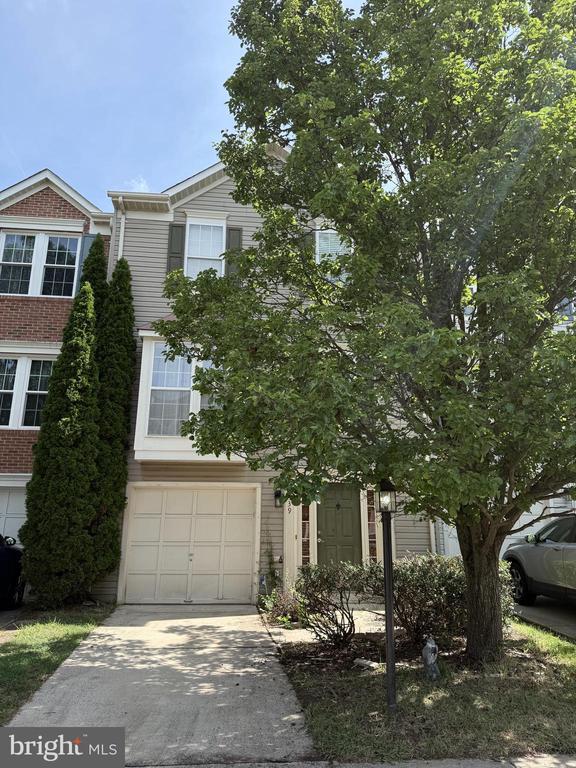 Primary Photo - 2539 Banshire Dr
