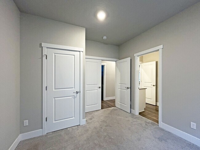 Building Photo - 3740 Rockcress Rd