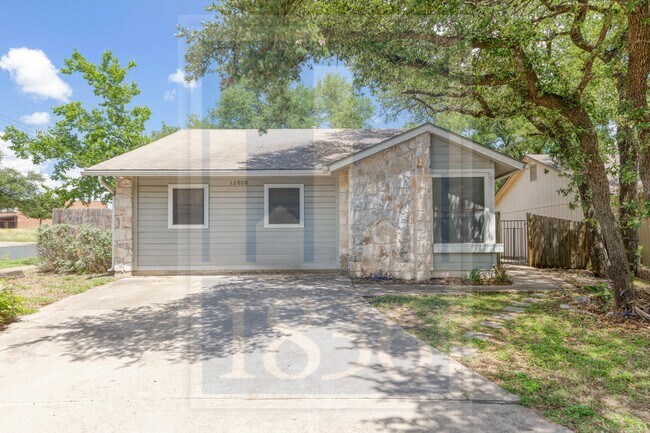 Building Photo - 12800 Steeple-Chase Dr
