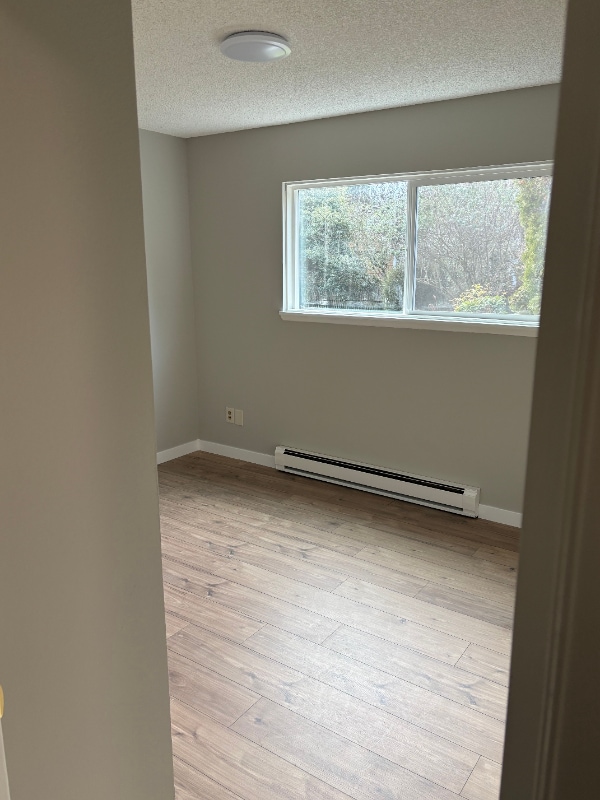 Building Photo - 133 SW Normandy Rd