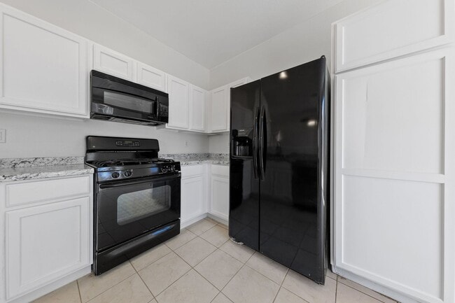 Building Photo - Charming 3-Bedroom Home in Gated North Las...