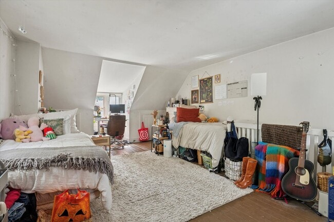 Building Photo - Student Rental Across from WCU Campus – 3 ...