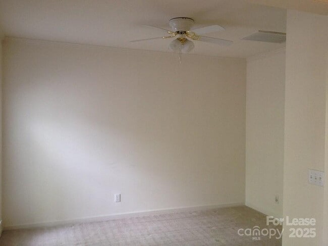 Building Photo - 14032 Alley Son St