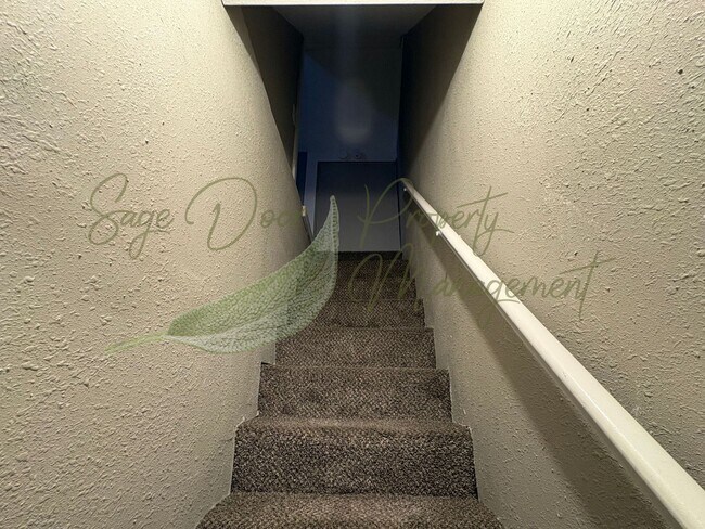 Building Photo - 102 Kansas City Ave S