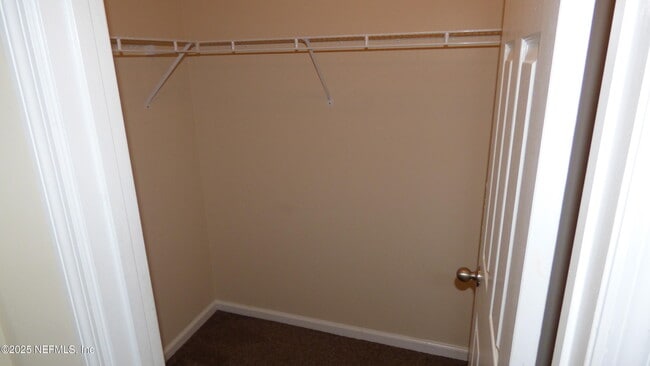 Building Photo - 8702 Ribbon Falls Ln