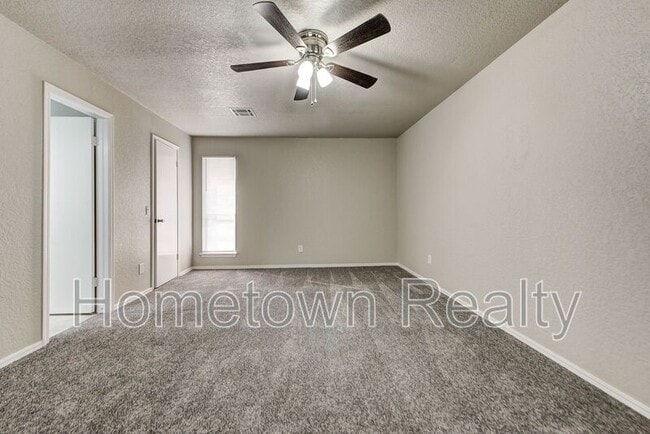 Building Photo - 6460 W Hefner Rd