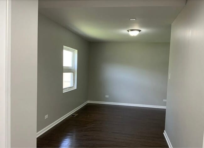 Building Photo - 4642 Hawthorne Ave