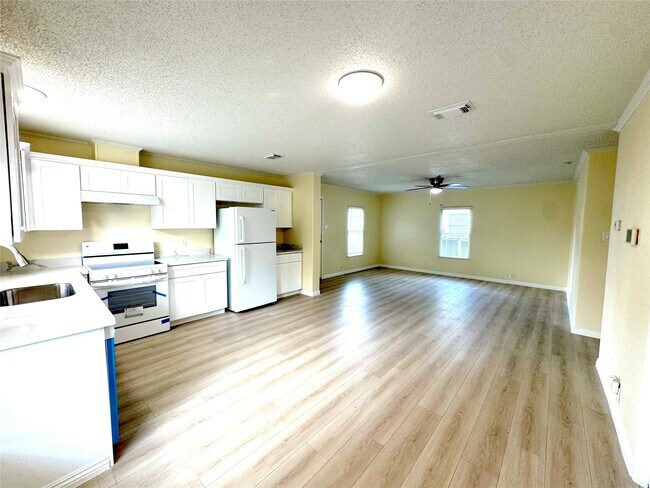 Building Photo - 11730 Greenglen Dr