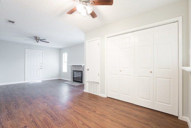 Building Photo - Callaghan Heights Apartments