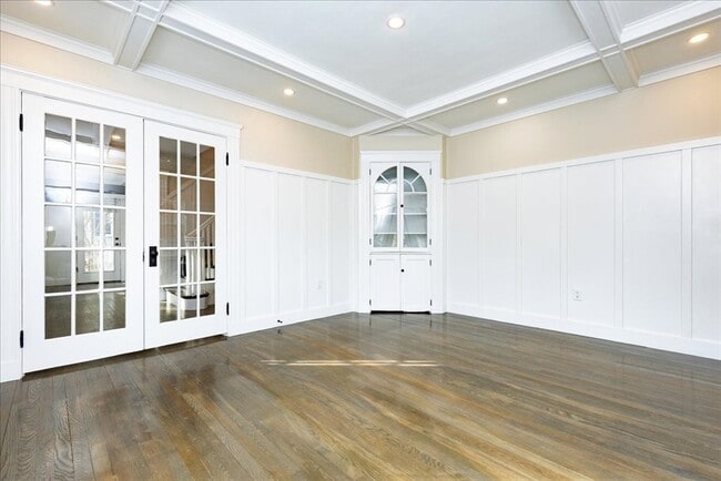 Building Photo - 37 Wolcott Rd