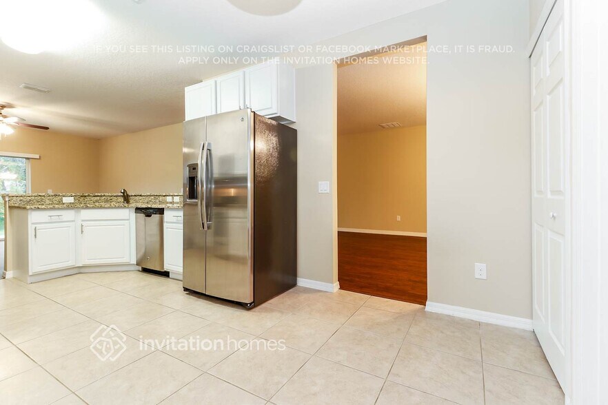 Building Photo - 2182 Deborah Dr