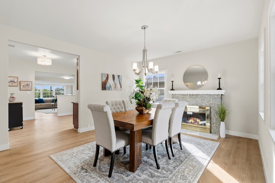 Building Photo - 274 W Laurel Ave