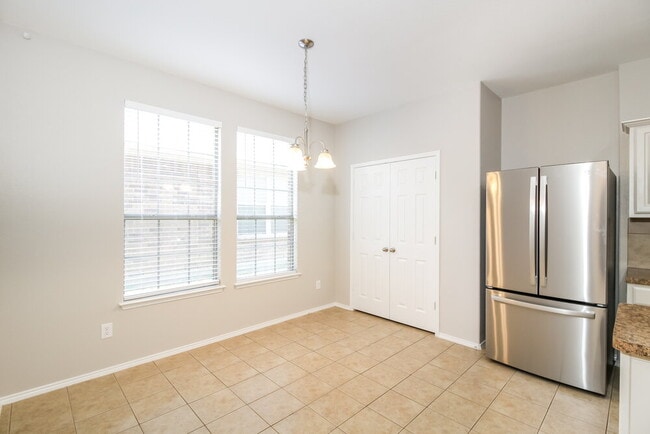 Building Photo - 15408 Yarberry Dr