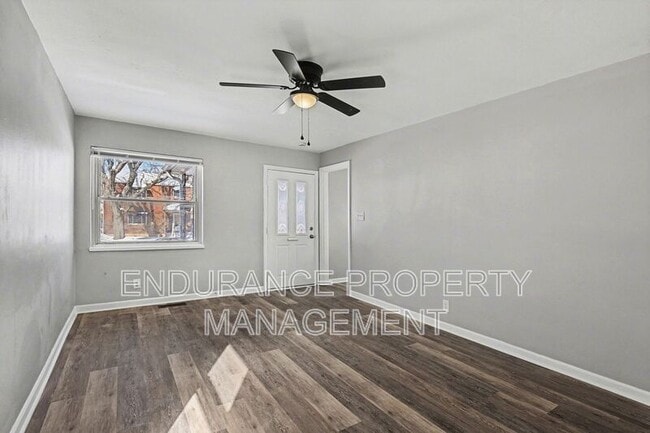 Building Photo - 326 Ernst Ave