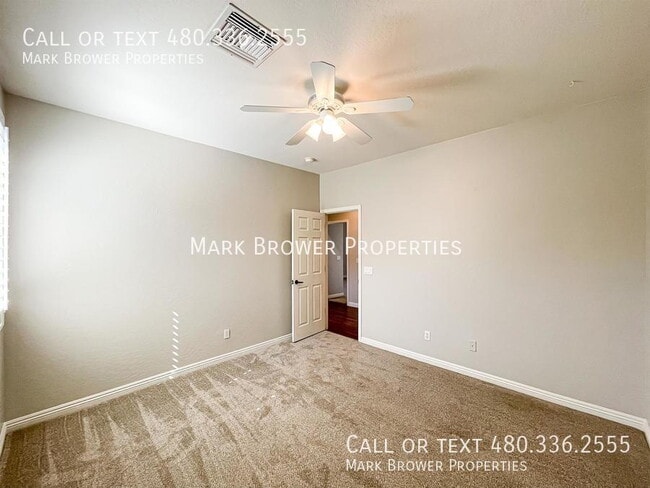 Building Photo - 1181 E Hawken Way