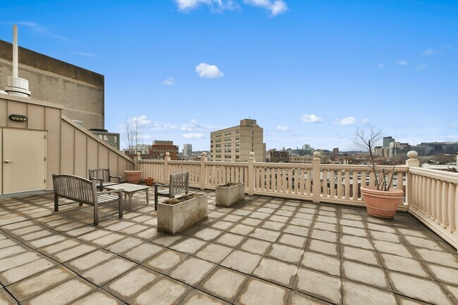 Building Photo - 183-185-185 Massachusetts Ave