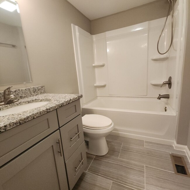 Building Photo - APPLICATIONS PENDING-Remodeled Older Home ...