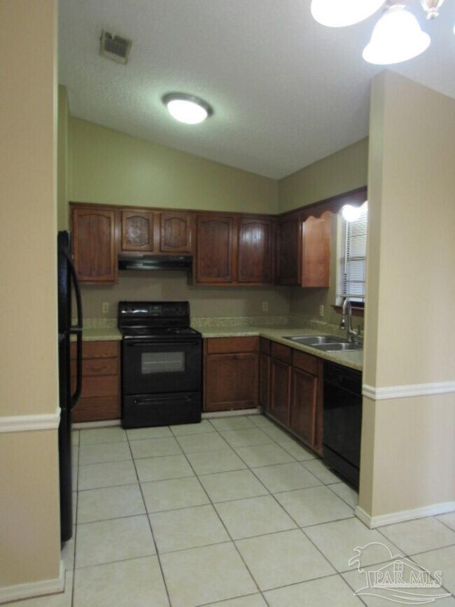 Building Photo - 7749 Deborah Dr