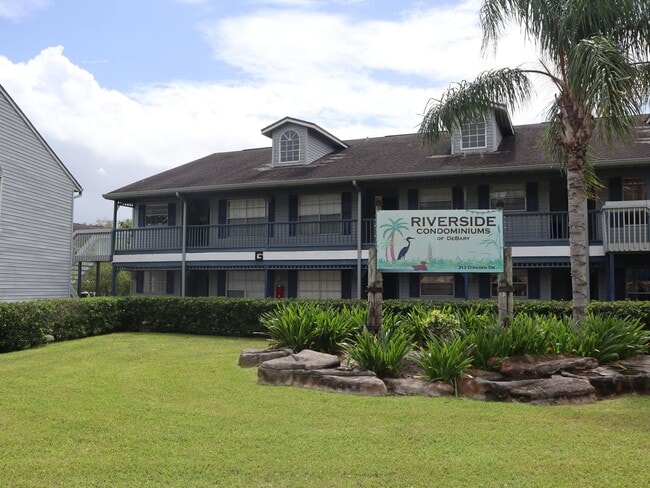 Building Photo - CONDO 2Bedroom 2 Bath MOVE IN READY CALL C...