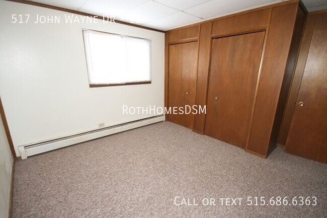 Building Photo - 517 S John Wayne Dr