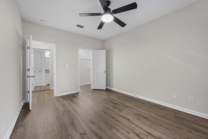 Building Photo - 4104 Walden Park Dr
