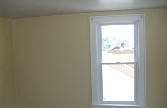 BEDROOM #2 (2 of 6) - 886 Storer Ave