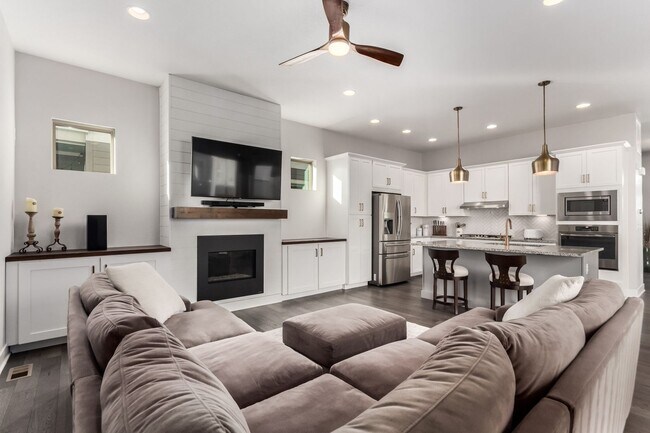 Building Photo - 4BD, 3.5BA Northfield Home with Finished Basement and 2-Car Garage