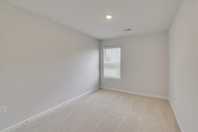 Building Photo - 801 Grovebury Ct