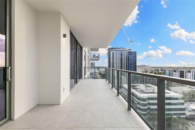 Building Photo - 275 1st Ave S