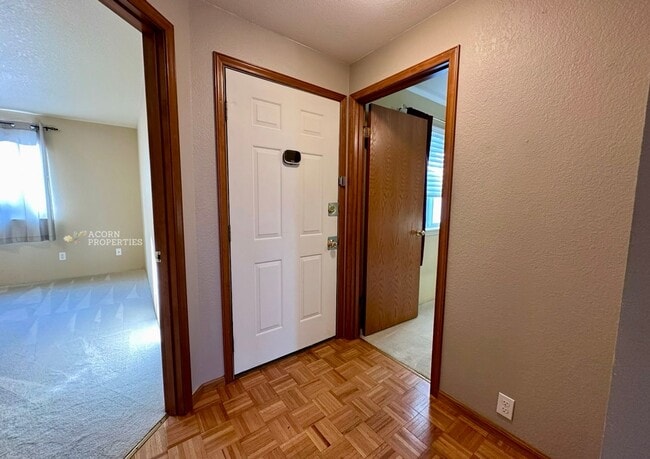 Building Photo - 31080 State Rte 20