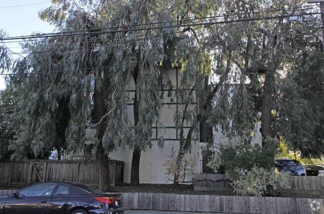 Building Photo - Alameda 2235 LLC