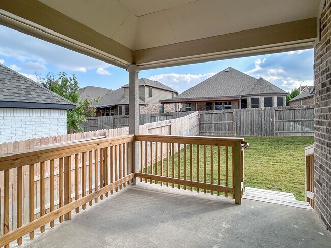 Building Photo - New Braunfels New Build with Office Flex Room & Designer Finishes