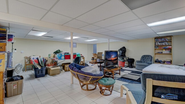 Building Photo - 2226 Shannondale Dr