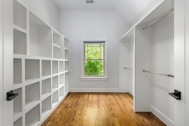 Building Photo - East Nashville Home For Rent