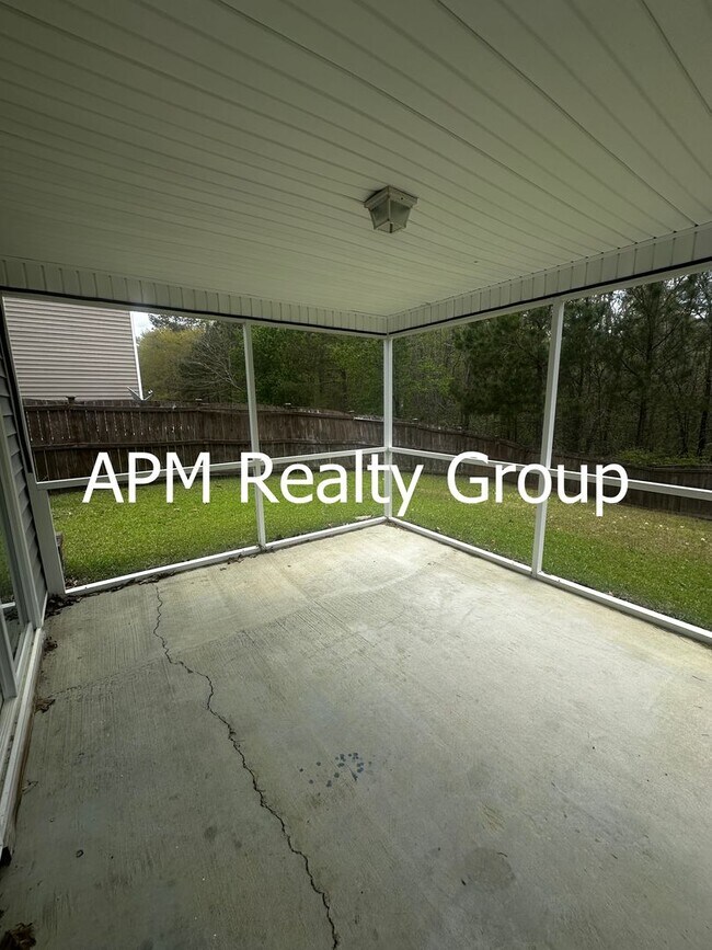 Building Photo - Clemson Road Convenient 4 Bedroom