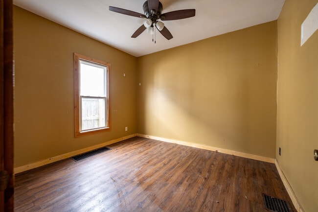 Building Photo - 2029 N 22nd St